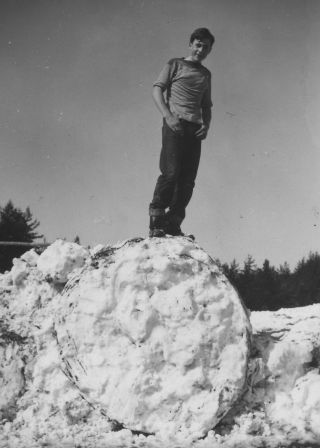 1955_trim2_internat_1.jpg